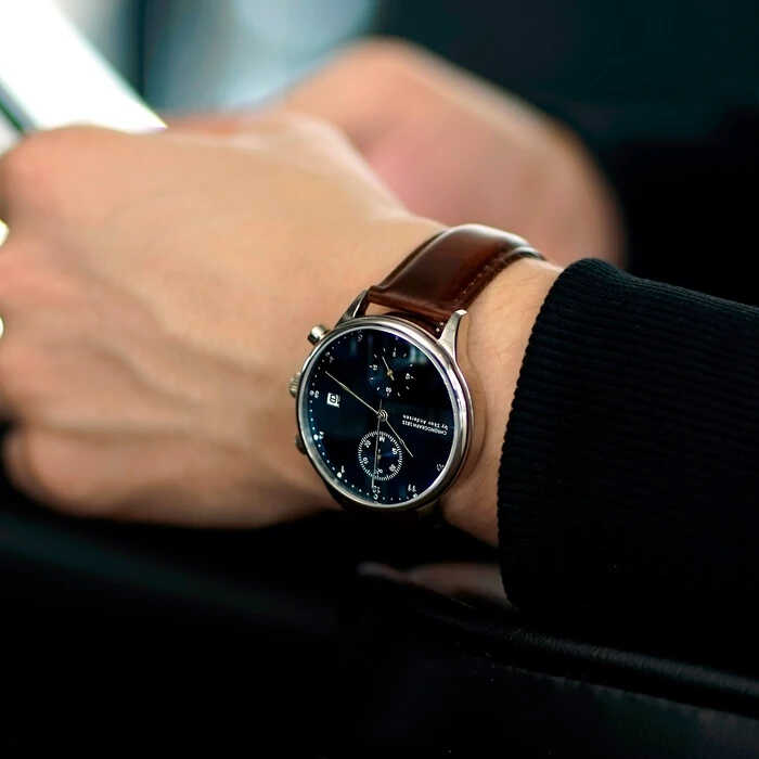 Men's silver About Vintage watch with genuine leather belt Chronograph Blue Sunray 1815 41MM