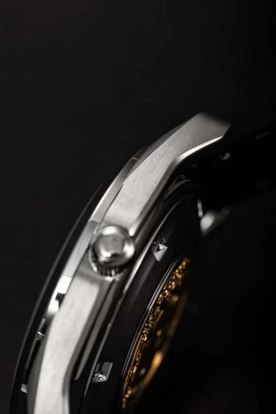Herrenuhr aus Silber Nivada Grenchen mit Gummiband Super Antarctic 32026A01 38MM Automatic