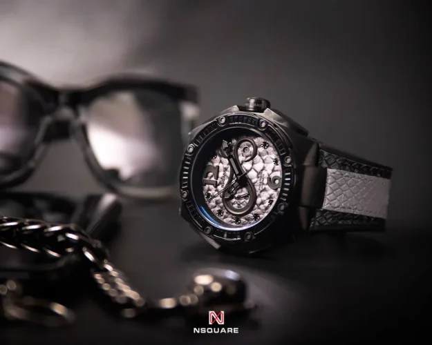 Orologio da uomo Nsquare in nero con cinturino in pelle SnakeQueen White / Black 46MM Automatic