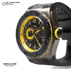 Montre Nsquare pour homme en noir avec bracelet en cuir SnakeQueen Gray / Yellow 46MM Automatic