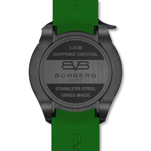 Zwart herenhorloge van Bomberg Watches met een rubberen band RACING 4.4 Green 45MM