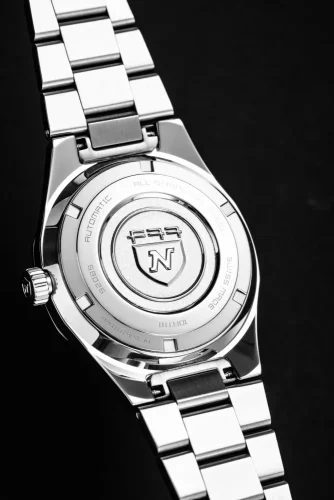 Reloj Nivada Grenchen plata de caballero con correa de acero F77 LAPIS LAZULI 68009A77 37MM Automatic