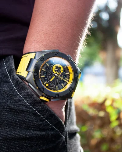 Zwart herenhorloge van Nsquare met leren riem SnakeQueen Black / Yellow 46MM Automatic