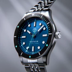 Relógio Henryarcher Watches de prata para homem com pulseira de aço Nordsø - Horizon Blue Moon Grey 40MM Automatic