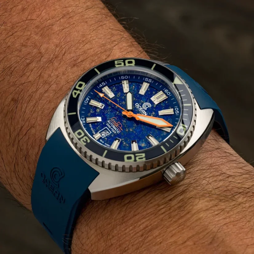 Montre Oceancrawler Watches pour homme en argent avec bracelet en acier Core Diver - Lapis Lazuli Edition 44MM