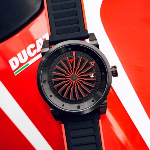 Relógio Zinvo Watches masculino com cinto de couro genuíno Blade Corsa - Black 44MM