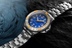 Strieborné pánske hodinky Delma Watches s ocelovým pásikom Blue Shark IV Silver / Orange 47MM Automatic