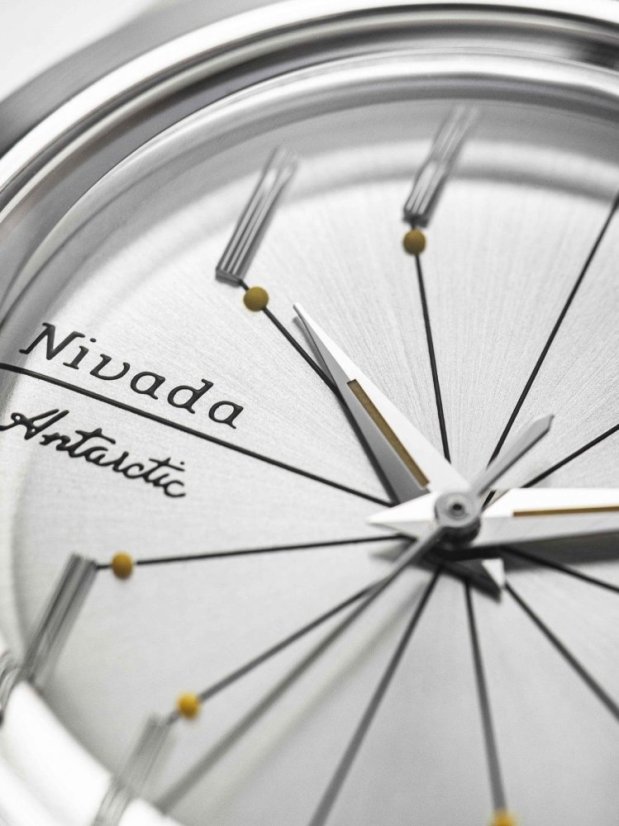 Orologio da uomo Nivada Grenchen in argento con cinturino in pelle Antarctic Spider 32023A10 38MM Automatic