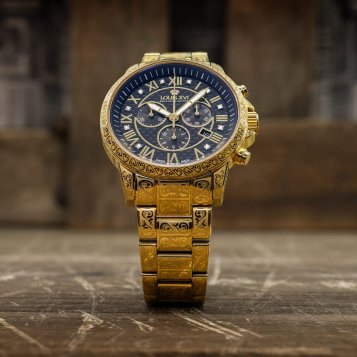 The best-selling Louis XVI watch model