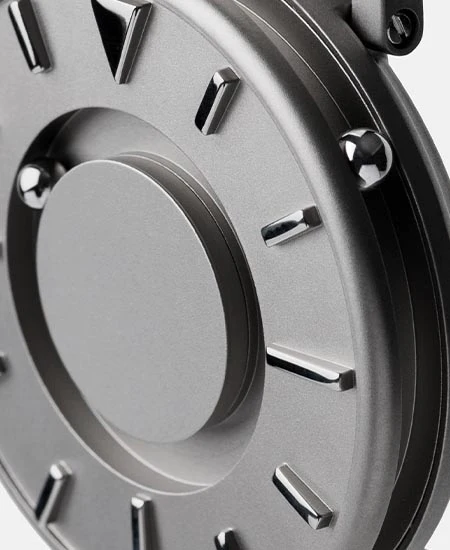 Montre Eone pour homme en couleur argent avec bracelet en cuir Bradley KBT - Silver 40MM