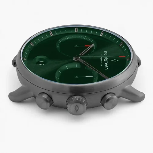 Relógio Nordgreen preto para homem com pulseira de aço Pioneer Green Sunray Dial - 5-Link / Gun Metal 42MM
