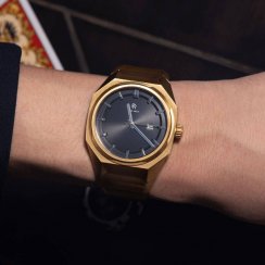 Zlaté pánské hodinky Paul Rich s ocelovým páskem Elements Black Tiger Steel 45MM