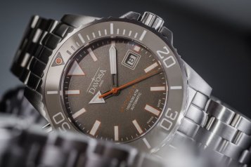 10 reasons to buy a Davosa watch