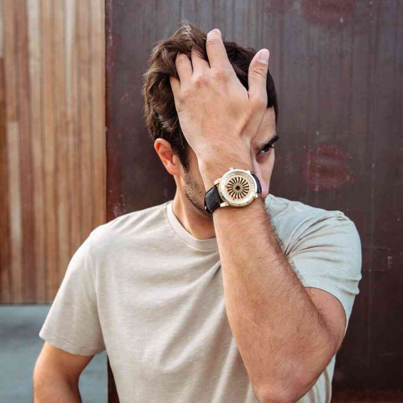 Men's gold Zinvo Watches watch with genuine leather belt Blade - Gold 44MM