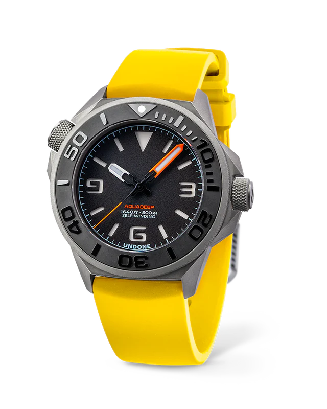 Strieborné pánske hodinky Undone Watches s gumovým pásikom Aquadeep - Signal Yellow 43MM Automatic