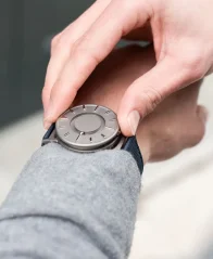 Reloj Eone plateado de hombre con correa de piel Bradley Canvas - Aqua 40MM