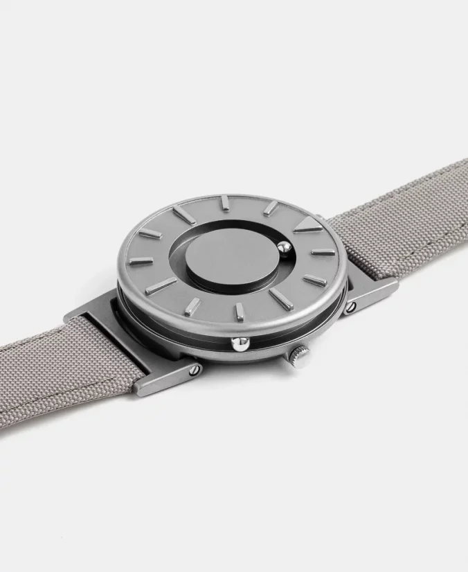 Men's silver Eone watch with leather strap Bradley Canvas Beige - Silver 40MM