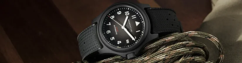 Černé pánské hodinky Momentum s gumovým páskem Atlas Automatic Black-Ion - Red Tropic Rubber 38MM Automatic