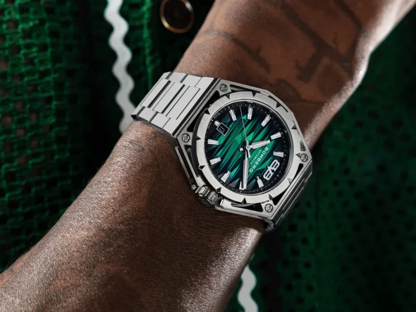 Men's silver Bomberg Watch with steel strap EDGE GREEN 43MM Automatic