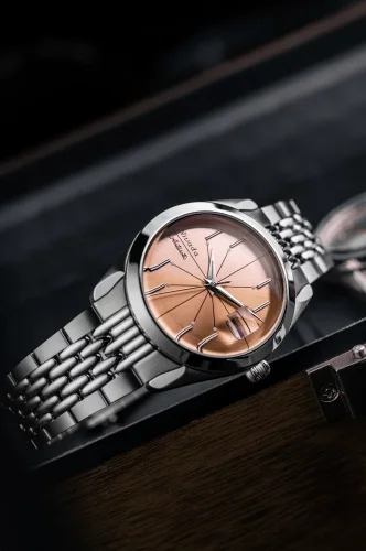 Męski srebrny zegarek Nivada Grenchen ze stalowym paskiem Antarctic Spider Salmon Date 32042A04 38MM Automatic