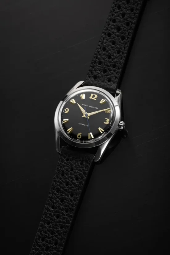 Orologio da uomo Nivada Grenchen in colore argento con cinturino in pelle Antarctic 35015M15 35MM