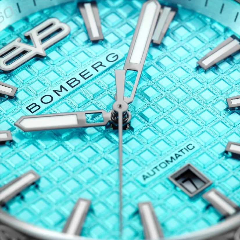 Silberne Herrenuhr Bomberg Watches mit Gummiband TEAL LAGOON 43MM Automatic