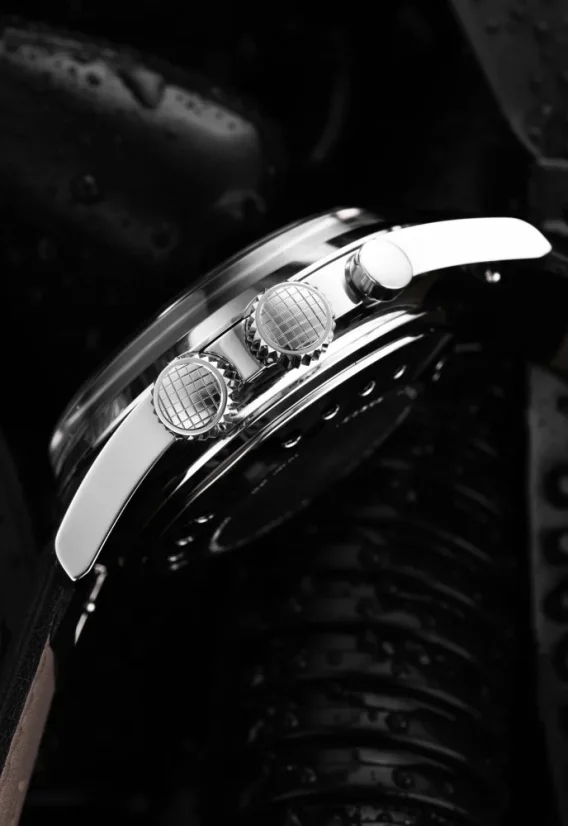 Men's silver Vulcain watch with leather strap Nautical Heritage Black Beige Patina Steel Triple Caseback - Black Plain 42MM Automatic