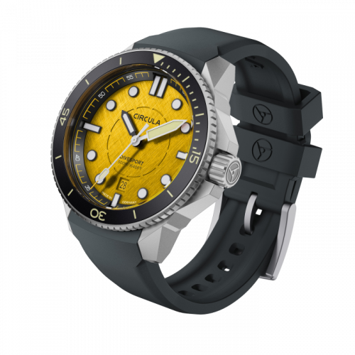 Herrenuhr aus Silber Circula Watches mit Gummiband DiveSport Titan - Madame Jeanette / Black DLC Titanium 42MM Automatic