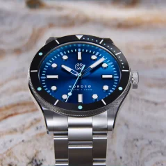 Męski srebrny zegarek Henryarcher Watches ze stalowym paskiem Nordsø - Horizon Blue Trinity Grey 40MM Automatic
