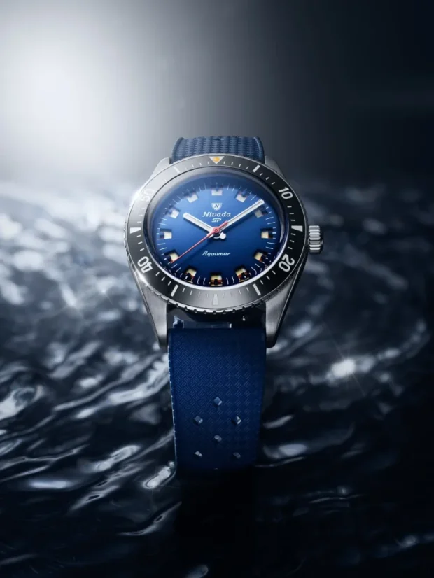 Stříbrné pánské hodinky Nivada Grenchen s koženým páskem Aquamar Blue 32074A23 38MM Automatic