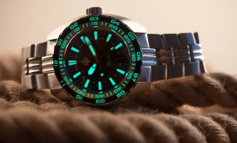 Men's silver NTH watch with steel strap DevilRay No Date - Silver / Black Automatic 43MM