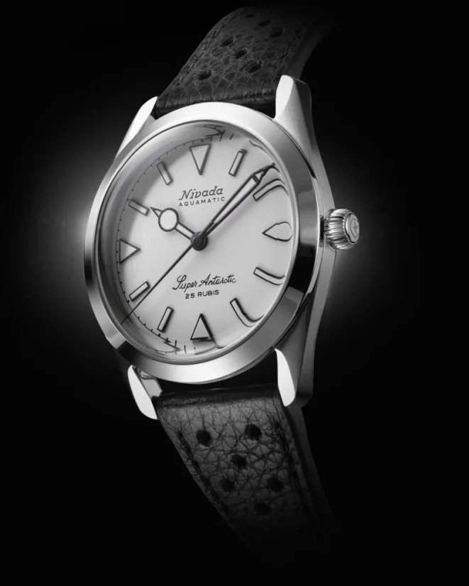 Stříbrné pánské hodinky Nivada Grenchen s ocelovým páskem Super Antarctic White 32065A04 38MM Automatic