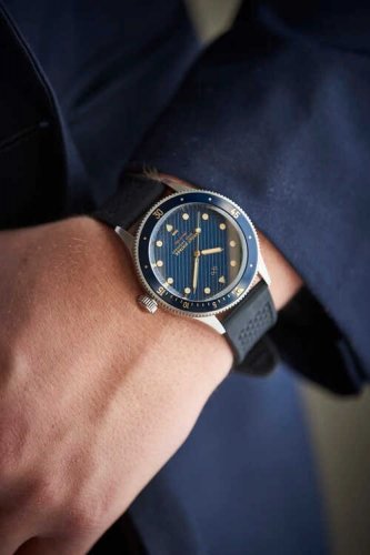 Reloj About Vintage plateado para hombre con correa de acero At´sea Steel / Blue Turtle Vintage 1926 39MM