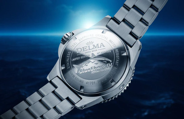 Orologio da uomo Delma Watches in colore argento con cinturino in acciaio Blue Shark IV Silver / Orange 47MM Automatic