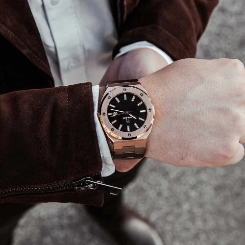 Reloj dorado para hombre Paul Rich con correa de acero Ambassador's Rose - Steel 45MM