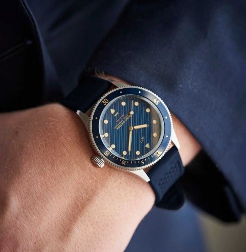 Reloj About Vintage plateado para hombre con correa de acero At´sea Steel / Blue Turtle Vintage 1926 39MM