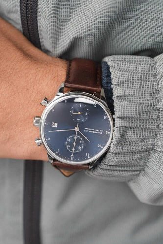 Montre About Vintage pour homme en argent avec ceinture en cuir véritable Chronograph Blue Sunray 1815 41MM