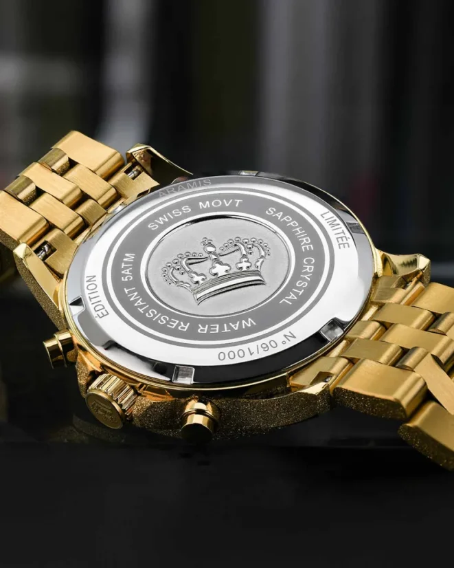 Zlaté pánské hodinky Louis XVI s ocelovým páskem Frosted Aramis 2.0 With Diamonds - 3601 Gold 43MM