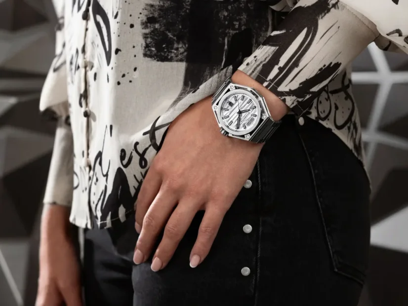 Men's silver Bomberg Watch with steel strap EDGE WHITE 43MM Automatic