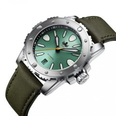 Montre Phoibos Watches pour homme en couleur argent avec bracelet en cuir Great Wall 300M - Green Automatic 42MM Limited Edition