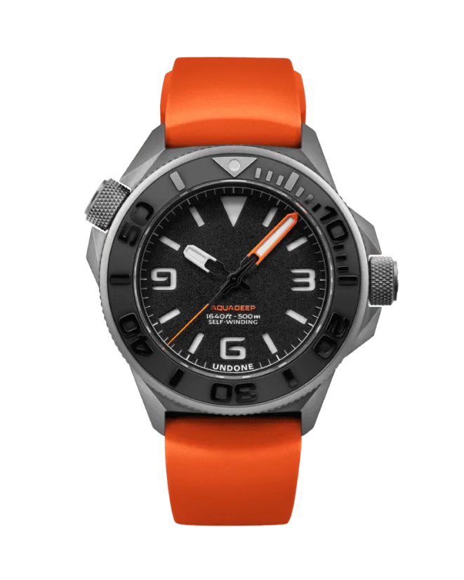 Herrenuhr aus Silber Undone Watches mit Gummiband Aquadeep - Signal Orange 43MM Automatic