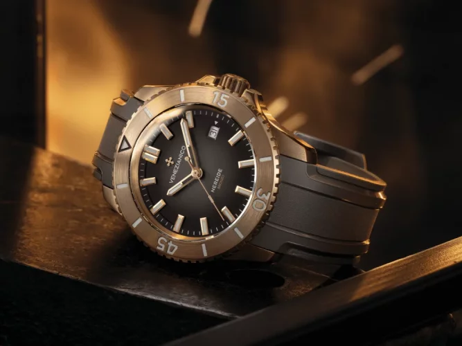 Men's gold Venezianico watch with rubber strap Nereide Bronzo 42MM Automatic
