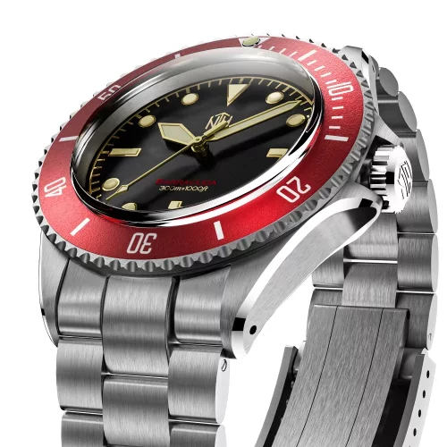 Męski srebrny zegarek NTH Watches ze stalowym paskiem Barracuda Vintage Legends Series No Date - Red Automatic 40MM