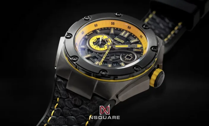 Čierne pánske hodinky Nsquare s koženým opaskom SnakeQueen Gray / Yellow 46MM Automatic