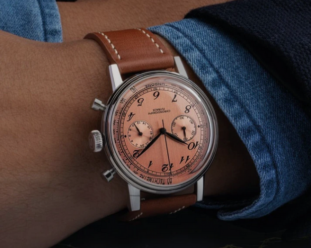 Męski srebrny zegarek Undone Watches ze skórzanym paskiem Vintage Salmon 40MM