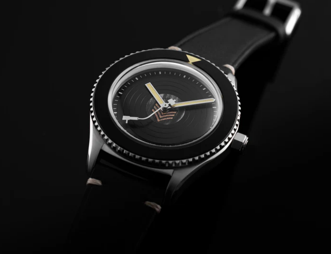 Stříbrné pánské hodinky Undone s koženým páskem Legends of Rock | The Rolling Stones 40MM Automatic