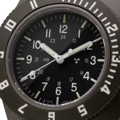 Hnědé pánské hodinky Marathon Watches s nylonovým páskem Sage Green Pilot's Navigator 41MM