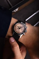 Silberne Herrenuhr Nivada Grenchen mit Lederband Chronoking Mecaquartz Salamon Black Racing Leather 87043Q10 38MM