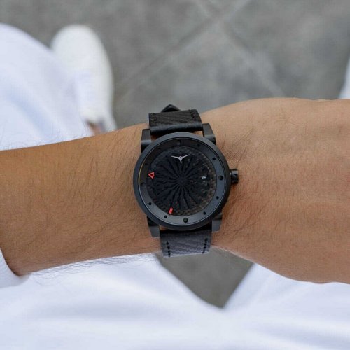 Čierne pánske hodinky Zinvo Watches s opaskom z pravej kože Blade Venom - Black 44MM