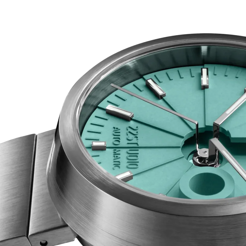 Strieborné pánske hodinky 22Designstudio Watches s ocelovým opaskom Concrete Sport Green 45MM Automati